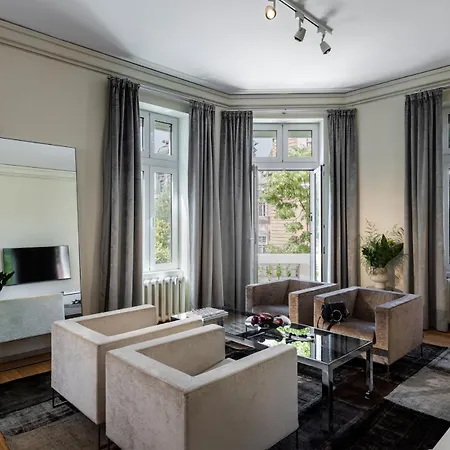 The Nest By Juno アパートホテル