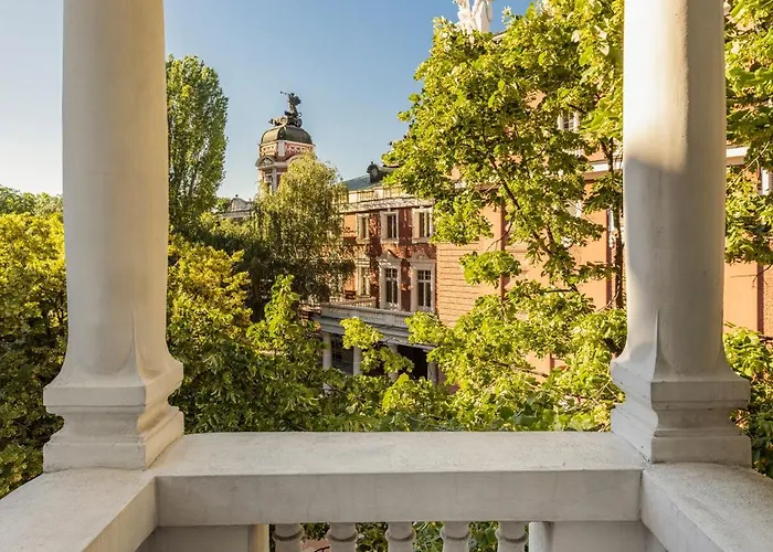 Aparthotel The Nest By Juno